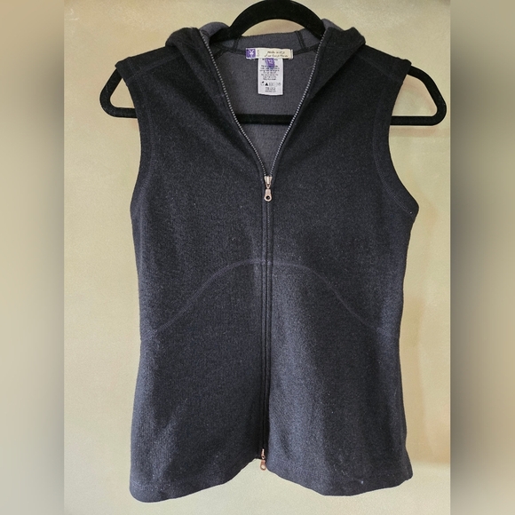 Ibex | High Quality Merino Wool Black Sleeveless Vest, Size XS - Picture 3 of 9
